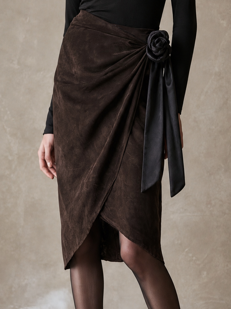 Conjunto de falda con detalle de rosa fruncida para mujer, marrón y negro MDZ0740I7YZJ