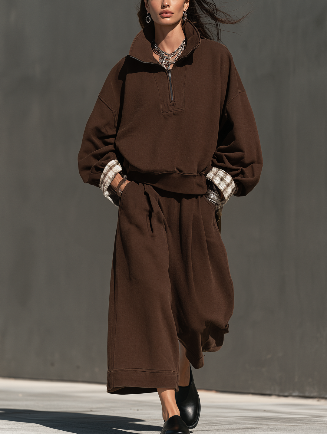 Conjunto de dos piezas de top de manga larga y pantalón casual para mujer en tejido de sudadera marrón MDZ0853I7LXY