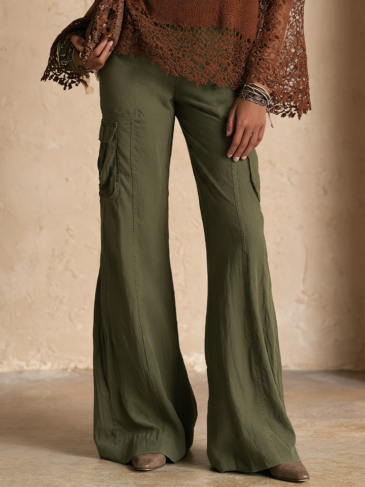 Pantalones casuales acampanados con bolsillos utilitarios para mujer