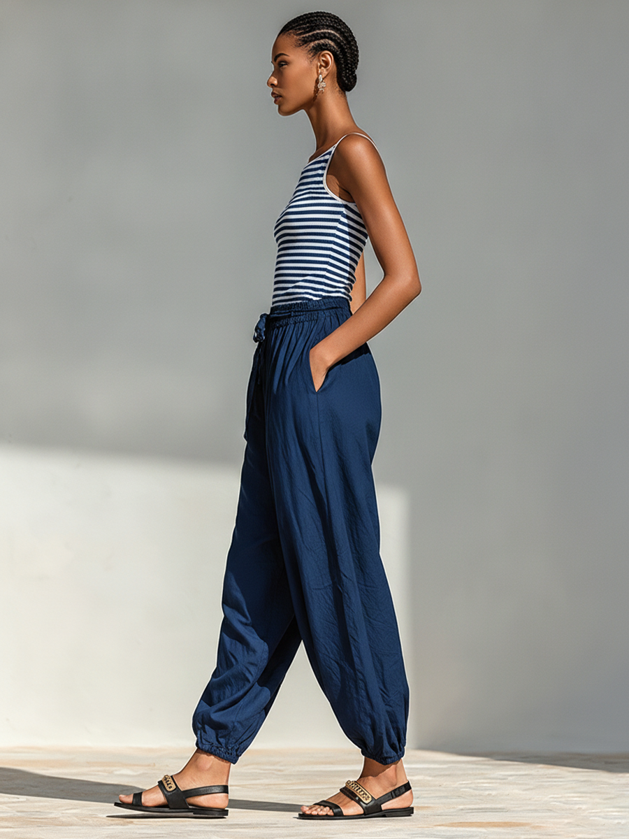 Conjunto de dos piezas de algodón y mezcla de algodón a rayas azul marino y blanco para mujer con top de tirantes con cuello cuadrado y pantalones jogger harén con cordón, atuendo casual minimalista para vacaciones MDZ0518F8LYL